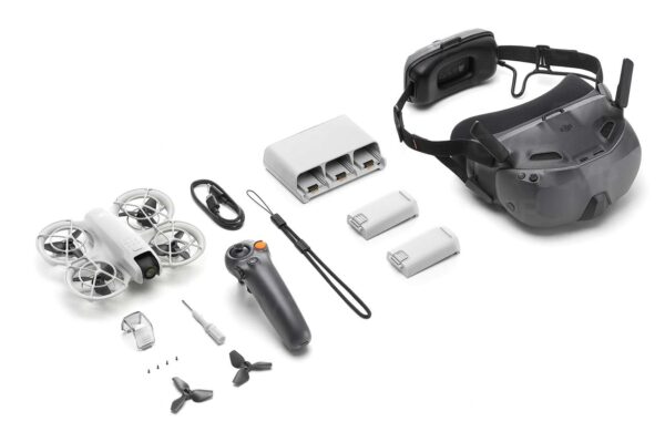 DJI Neo Motion Fly More Combo